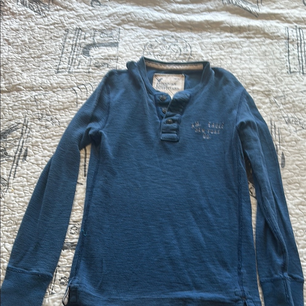 American Eagle Outfitters Blue Long Sleeve Tee